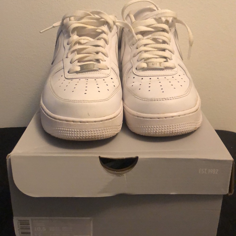 Nike Air Force 1 - Picture 2 of 6